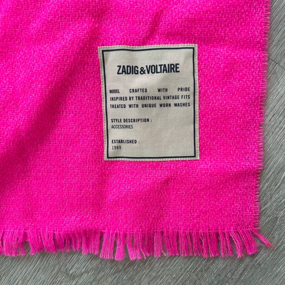 Zadig & Voltaire Pink Scarf Luxurious Accessories - Picture 6 of 6